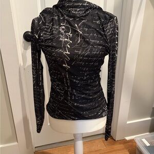 Cinq à Sept Black Love Letter Print Long Sleeve Top